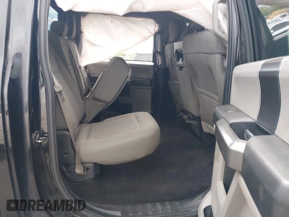 ✅ 2017 Ford F-150 XL • VIN: 1FTEW1EP7HKD24997 • Lot: 43180957. Listed on IAAI with 94,045 mi. Free auction sales archive from the USA and detailed vehicle history report at DreamBid. Image 8.