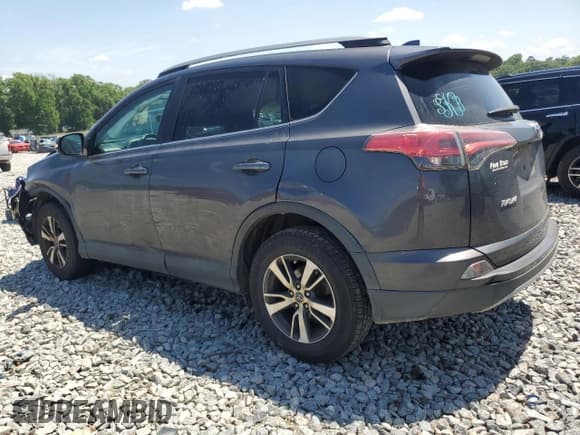 ✅ 2018 Toyota RAV4 XLE • VIN: 2T3WFREV2JW450330 • Lot: 57656175. Listed on Copart with 209,950 mi. Free auction sales archive from the USA and detailed vehicle history report at DreamBid. Image 2.