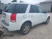 ✅ 2006 Saturn VUE • VIN: 5GZCZ53436S866687 • Lot: 42811267. Wystawiony na IAAI z przebiegiem 277 882 mil. Bezpłatny archiwum sprzedaży aukcyjnych z USA i szczegółowy raport historii pojazdu na DreamBid. Zdjęcie 4.