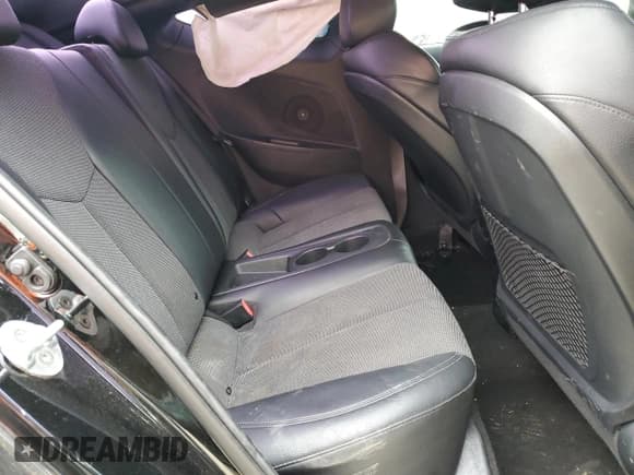 ✅ 2016 Hyundai Veloster • VIN: KMHTC6AD1GU295861 • Лот: 81864474. Опубликован ранее на Copart с пробегом 101 581 миль. Бесплатный доступ к архиву аукционных продаж из США и подробный отчёт об истории автомобиля на DreamBid. Изображение 10.