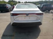 ✅ 2022 Toyota Mirai XLE • VIN: JTDAAAAA2NA006737 • Lot: 80074945. Wystawiony na Copart z przebiegiem 9 017 mil. Bezpłatny archiwum sprzedaży aukcyjnych z USA i szczegółowy raport historii pojazdu na DreamBid. Zdjęcie 6.