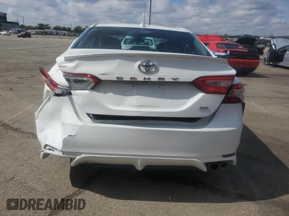 ✅ 2020 Toyota Camry SE • VIN: 4T1G11AK8LU917150 • Лот: 81647735. Опубликован ранее на Copart с пробегом 91 027 миль. Бесплатный доступ к архиву аукционных продаж из США и подробный отчёт об истории автомобиля на DreamBid. Изображение 6.