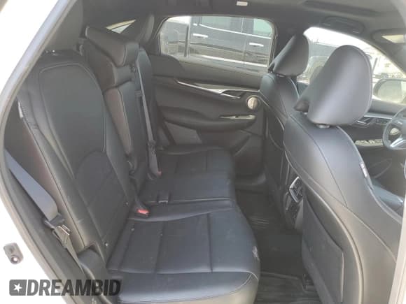 ✅ 2023 Infiniti QX55 Sensory • VIN: 3PCAJ5LRXPF106623 • Lot: 48567785. Wystawiony na Copart z przebiegiem 8 187 mil. Bezpłatny archiwum sprzedaży aukcyjnych z USA i szczegółowy raport historii pojazdu na DreamBid. Zdjęcie 11.