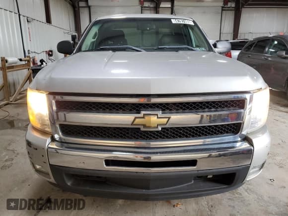 ✅ 2011 Chevrolet Silverado 1500 LT • VIN: 1GCRCSE08BZ349828 • Лот: 84787485. Опубликован ранее на Copart с пробегом 70 974 миль. Бесплатный доступ к архиву аукционных продаж из США и подробный отчёт об истории автомобиля на DreamBid. Изображение 5.