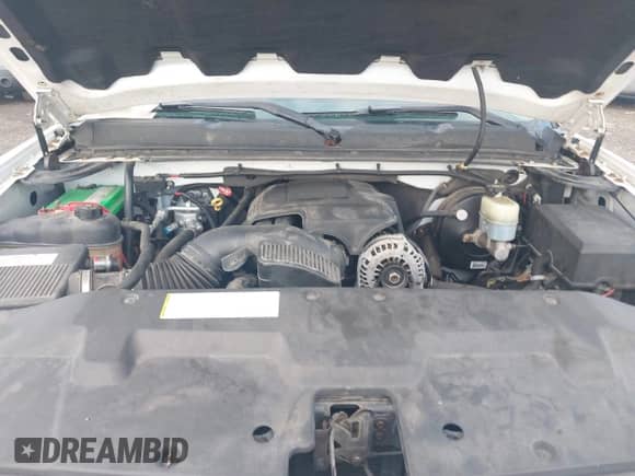 2007 Chevrolet Silverado 1500 1LT with VIN 2GCEK13M271625115, listed as a IAAI auction lot 42682178 with 121,597 mi miles and . Bid and sale history available at DreamBid. Image 10.