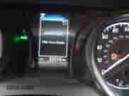 2021 Toyota Camry Hybrid SE z VIN 4T1S31AKXMU558387, wystawiony jako IAAI lot #42202151 z przebiegiem 33 018 mil mil oraz . Historia ofert i sprzedaży dostępna na DreamBid. Obrazek 16.