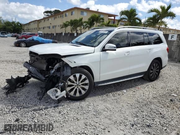 ✅ 2018 Mercedes-Benz GL 450 • VIN: 4JGDF6EE2JA996254 • Lot: 44910924. Listed on Copart with 83,249 mi. Free auction sales archive from the USA and detailed vehicle history report at DreamBid. Image 1.