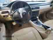 2011 BMW 3 Series z VIN WBAPG7G55BNN18564, wystawiony jako Copart lot #67601595 z przebiegiem 219 936 mil mil oraz Szkoda całkowita • Salvage title. Historia ofert i sprzedaży dostępna na DreamBid. Obrazek 8.