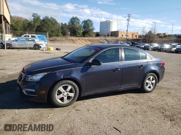 ✅ 2015 Chevrolet Cruze LT • VIN: 1G1PC5SB2F7293717 • Lot: 72936062. Wystawiony na Copart z przebiegiem 151 198 mil. Bezpłatny archiwum sprzedaży aukcyjnych z USA i szczegółowy raport historii pojazdu na DreamBid. Zdjęcie 1.