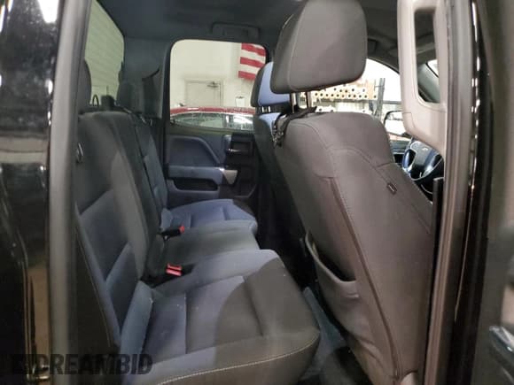 ✅ 2019 Chevrolet Silverado 1500 LT • VIN: 2GCVKPEC2K1190144 • Lot: 90080985. Wystawiony na Copart z przebiegiem 100 990 mil. Bezpłatny archiwum sprzedaży aukcyjnych z USA i szczegółowy raport historii pojazdu na DreamBid. Zdjęcie 10.