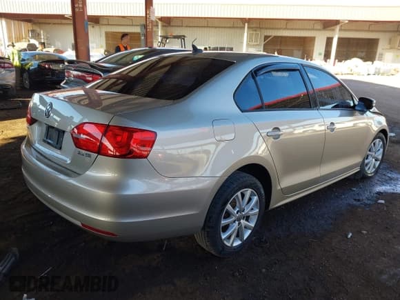 ✅ 2012 Volkswagen Jetta SE • VIN: 3VWDP7AJ9CM455702 • Лот: 43600331. Опубликован ранее на IAAI с пробегом 164 816 миль. Бесплатный доступ к архиву аукционных продаж из США и подробный отчёт об истории автомобиля на DreamBid. Изображение 4.