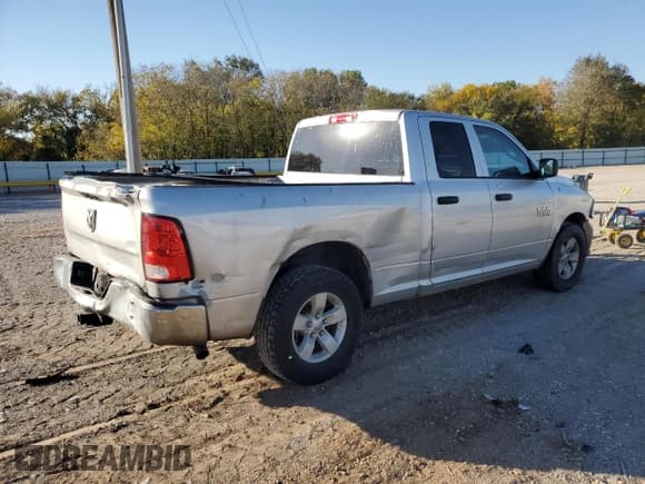 ✅ 2018 Ram 1500 Tradesman • VIN: 1C6RR6FG7JS336472 • Лот: 91586125. Опубликован ранее на Copart с пробегом 116 464 миль. Бесплатный доступ к архиву аукционных продаж из США и подробный отчёт об истории автомобиля на DreamBid. Изображение 3.
