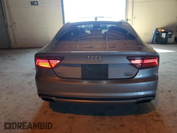 ✅ 2017 Audi A7 Premium Plus • VIN: WAUW2AFCXHN050248 • Lot: 81092725. Listed on Copart with 98,443 mi. Free auction sales archive from the USA and detailed vehicle history report at DreamBid. Image 6.