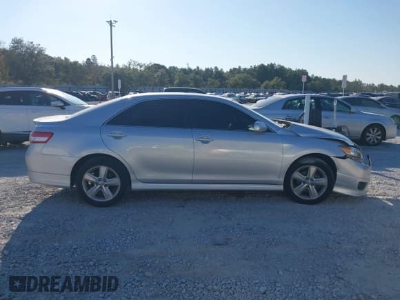 ✅ 2011 Toyota Camry LE • VIN: 4T1BF3EK4BU216623 • Лот: 43731981. Опубликован ранее на IAAI с пробегом 194 106 миль. Бесплатный доступ к архиву аукционных продаж из США и подробный отчёт об истории автомобиля на DreamBid. Изображение 14.