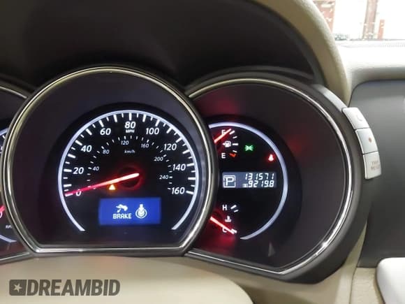 ✅ 2012 Nissan Murano SV • VIN: JN8AZ1MWXCW203093 • Lot: 42352817. Wystawiony na IAAI z przebiegiem 131 571 mil. Bezpłatny archiwum sprzedaży aukcyjnych z USA i szczegółowy raport historii pojazdu na DreamBid. Zdjęcie 7.