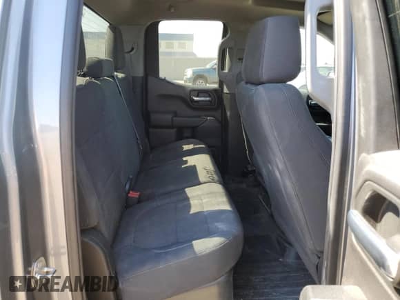 2021 Chevrolet Silverado 1500 Custom z VIN 1GCRYBEH2MZ106266, wystawiony jako Copart lot #51150405 z przebiegiem 53 664 mil mil oraz Szkoda całkowita • Salvage title. Historia ofert i sprzedaży dostępna na DreamBid. Obrazek 10.