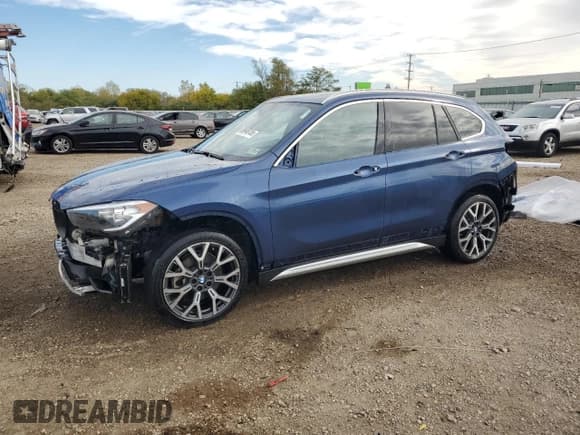 ✅ 2021 BMW X1 xDrive28i • VIN: WBXJG9C02M5T82026 • Lot: 89846155. Listed on Copart with 90,257 mi. Free auction sales archive from the USA and detailed vehicle history report at DreamBid. Image 1.