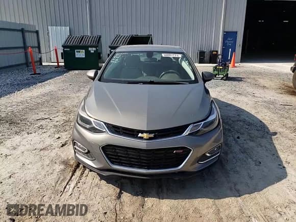 ✅ 2017 Chevrolet Cruze LT • VIN: 1G1BE5SM5H7280260 • Lot: 60887773. Listed on Copart with 77,048 mi. Free auction sales archive from the USA and detailed vehicle history report at DreamBid. Image 11.