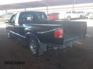 ✅ 2000 Chevrolet S-10 LS • VIN: 1GCCS1954Y8215986 • Лот: 41837475. Опубликован ранее на IAAI с пробегом 192 113 миль. Бесплатный доступ к архиву аукционных продаж из США и подробный отчёт об истории автомобиля на DreamBid. Изображение 3.