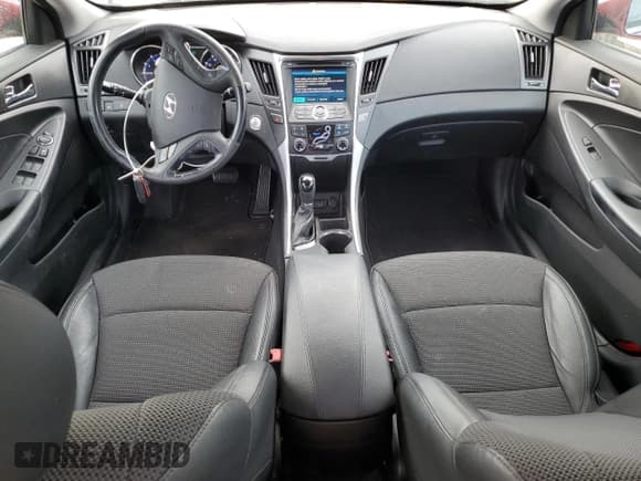 ✅ 2012 Hyundai Sonata Limited • VIN: 5NPEC4AB7CH332710 • Lot: 59836774. Listed on Copart with 95,700 mi. Free auction sales archive from the USA and detailed vehicle history report at DreamBid. Image 8.