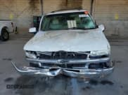 ✅ 2003 Chevrolet Suburban Z71 • VIN: 3GNFK16Z53G240636 • Lot: 80737593. Listed on Copart with 244,070 mi. Free auction sales archive from the USA and detailed vehicle history report at DreamBid. Image 5.