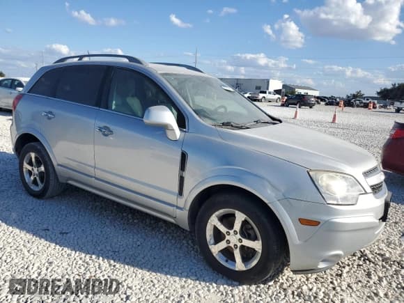 ✅ 2013 Chevrolet Captiva Sport LT • VIN: 3GNAL3EK8DS618115 • Lot: 76502474. Wystawiony na Copart z przebiegiem 155 201 mil. Bezpłatny archiwum sprzedaży aukcyjnych z USA i szczegółowy raport historii pojazdu na DreamBid. Zdjęcie 4.