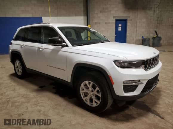 2023 Jeep Grand Cherokee Limited with VIN 1C4RJHBG1P8764397, listed as a Copart auction lot 68664035 with 21,953 mi miles and Salvage title. Bid and sale history available at DreamBid. Image 4.
