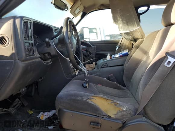 ✅ 2006 Chevrolet Silverado 2500HD LT2 • VIN: 1GCHK23D46F220352 • Lot: 48016075. Wystawiony na Copart z przebiegiem 190 419 mil. Bezpłatny archiwum sprzedaży aukcyjnych z USA i szczegółowy raport historii pojazdu na DreamBid. Zdjęcie 7.