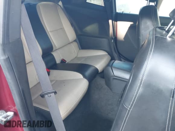 ✅ 2011 Chevrolet Camaro 2LT • VIN: 2G1FC1ED3B9140371 • Lot: 42864064. Listed on IAAI with 222,657 mi. Free auction sales archive from the USA and detailed vehicle history report at DreamBid. Image 8.