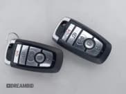 ✅ 2021 Ford Explorer ST • VIN: 1FM5K8GC5MGA17190 • Lot: 41935751. Wystawiony na IAAI z przebiegiem 72 143 mil. Bezpłatny archiwum sprzedaży aukcyjnych z USA i szczegółowy raport historii pojazdu na DreamBid. Zdjęcie 11.