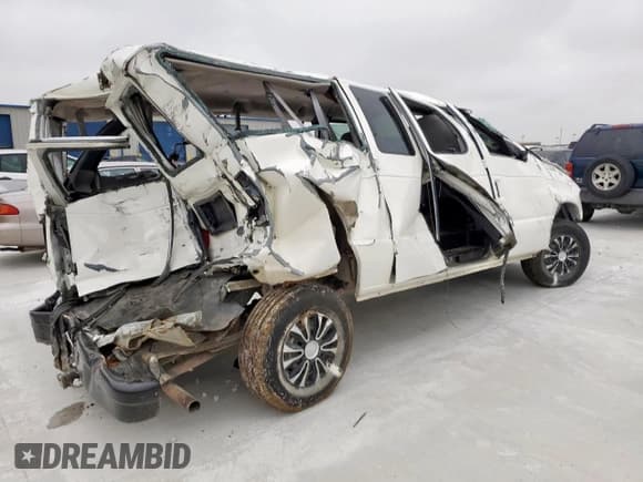 ✅ 2003 Ford Econoline Passenger XL • VIN: 1FMRE11283HB97483 • Lot: 59074805. Listed on Copart with Not provided. Free auction sales archive from the USA and detailed vehicle history report at DreamBid. Image 3.