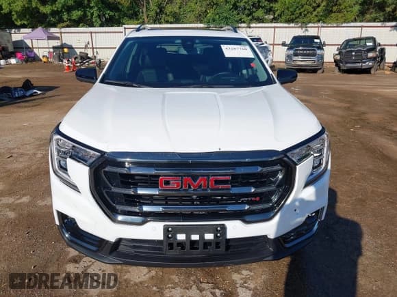✅ 2024 GMC Terrain AT4 • VIN: 3GKALYEGXRL384762 • Lot: 43287760. Listed on IAAI with 19,780 mi. Free auction sales archive from the USA and detailed vehicle history report at DreamBid. Image 17.