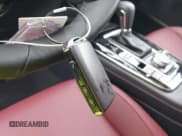 ✅ 2025 Mazda CX-30 S Carbon Edition • VIN: 3MVDMBCM6SM813356 • Lot: 42165714. Wystawiony na IAAI z przebiegiem 2 338 mil. Bezpłatny archiwum sprzedaży aukcyjnych z USA i szczegółowy raport historii pojazdu na DreamBid. Zdjęcie 11.