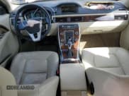 ✅ 2015 Volvo S80 T5 Drive-E Platinum • VIN: YV126MAD6F1184096 • Lot: 47643015. Listed on Copart with 89,245 mi. Free auction sales archive from the USA and detailed vehicle history report at DreamBid. Image 8.