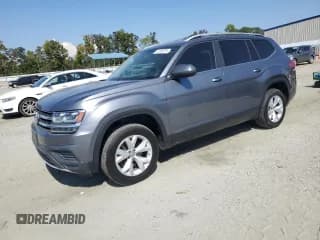 ✅ 2018 Volkswagen Atlas S • VIN: 1V2GR2CA4JC526425 • Lot: 81593975. Listed on Copart with 210,223 mi. Free auction sales archive from the USA and detailed vehicle history report at DreamBid. Image 1.