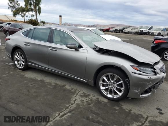✅ 2018 Lexus LS 500 • VIN: JTHB5LFF7J5000524 • Lot: 76068154. Listed on Copart with 64,029 mi. Free auction sales archive from the USA and detailed vehicle history report at DreamBid. Image 4.