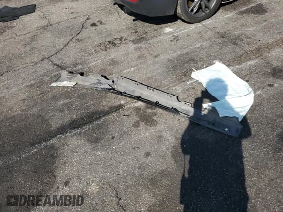 ✅ 2014 BMW 2 Series M235i • VIN: WBA1J7C58EV253026 • Lot: 83981165. Wystawiony na Copart z przebiegiem 74 546 mil. Bezpłatny archiwum sprzedaży aukcyjnych z USA i szczegółowy raport historii pojazdu na DreamBid. Zdjęcie 12.