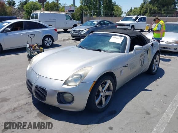✅ 2007 Pontiac Solstice GXP • VIN: 1G2MG35X07Y133782 • Лот: 42719445. Опубликован ранее на IAAI с пробегом 146 214 миль. Бесплатный доступ к архиву аукционных продаж из США и подробный отчёт об истории автомобиля на DreamBid. Изображение 6.
