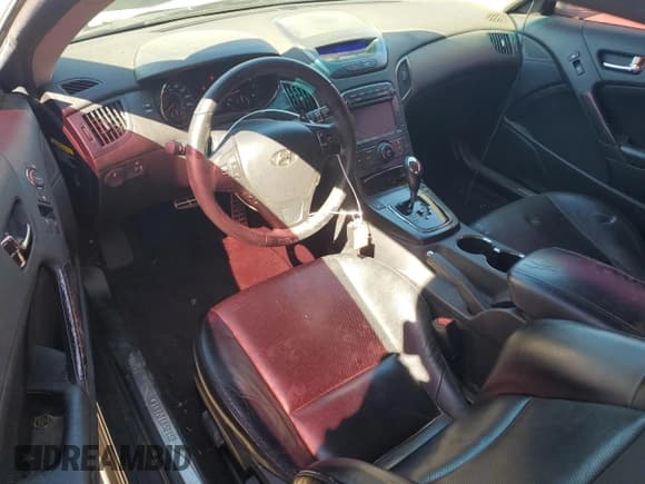 ✅ 2011 Hyundai Genesis Coupe Grand Touring • VIN: KMHHU6KH7BU043433 • Lot: 49282295. Wystawiony na Copart z przebiegiem 81 469 mil. Bezpłatny archiwum sprzedaży aukcyjnych z USA i szczegółowy raport historii pojazdu na DreamBid. Zdjęcie 8.