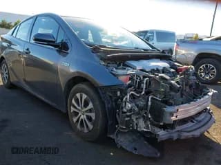 ✅ 2020 Toyota Prius Limited • VIN: JTDKARFP2L3135465 • Lot: 43845431. Wystawiony na IAAI z przebiegiem 116 786 mil. Bezpłatny archiwum sprzedaży aukcyjnych z USA i szczegółowy raport historii pojazdu na DreamBid. Zdjęcie 1.