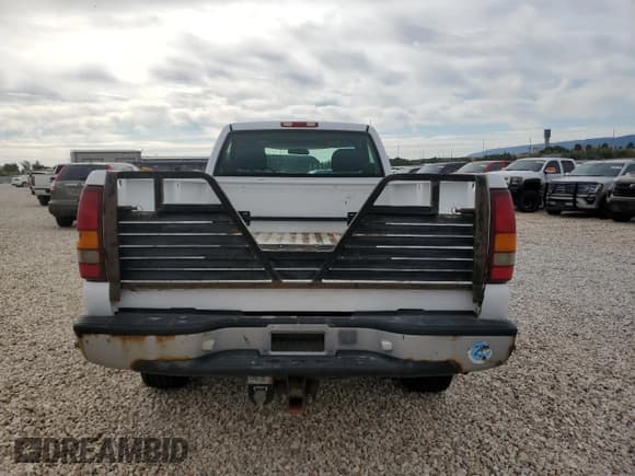 ✅ 2001 Chevrolet Silverado 2500HD • VIN: 1GCHK24G41E236753 • Lot: 67793055. Listed on Copart with 182,875 mi. Free auction sales archive from the USA and detailed vehicle history report at DreamBid. Image 6.