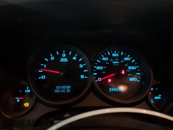 ✅ 2009 GMC Sierra 1500 SL • VIN: 1GTEC19C69Z284744 • Лот: 91813385. Опубликован ранее на Copart с пробегом 102 141 миль. Бесплатный доступ к архиву аукционных продаж из США и подробный отчёт об истории автомобиля на DreamBid. Изображение 9.