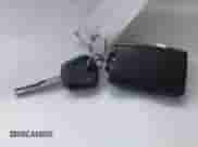 2017 Chevrolet Silverado 1500 LT z VIN 1GCVKREC8HZ178267, wystawiony jako IAAI lot #43403931 z przebiegiem 139 177 mil mil oraz . Historia ofert i sprzedaży dostępna na DreamBid. Obrazek 11.