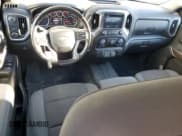 ✅ 2019 Chevrolet Silverado 1500 LT • VIN: 1GCRWCEDXKZ179004 • Lot: 81166453. Wystawiony na Copart z przebiegiem 146 103 mil. Bezpłatny archiwum sprzedaży aukcyjnych z USA i szczegółowy raport historii pojazdu na DreamBid. Zdjęcie 8.