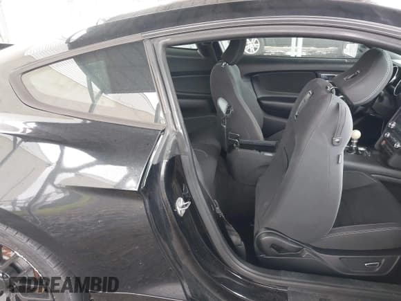 ✅ 2017 Ford Mustang EcoBoost Premium • VIN: 1FA6P8TH2H5212831 • Lot: 42311038. Listed on IAAI with 79,290 mi. Free auction sales archive from the USA and detailed vehicle history report at DreamBid. Image 8.