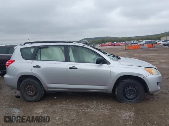 ✅ 2009 Toyota RAV4 • VIN: JTMZF33V29D002031 • Лот: 43526879. Опубликован ранее на IAAI с пробегом 240 326 миль. Бесплатный доступ к архиву аукционных продаж из США и подробный отчёт об истории автомобиля на DreamBid. Изображение 14.