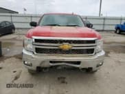 ✅ 2012 Chevrolet Silverado 2500HD LT • VIN: 1GC1KXC85CF105806 • Lot: 46552525. Wystawiony na Copart z przebiegiem Nie podano. Bezpłatny archiwum sprzedaży aukcyjnych z USA i szczegółowy raport historii pojazdu na DreamBid. Zdjęcie 5.