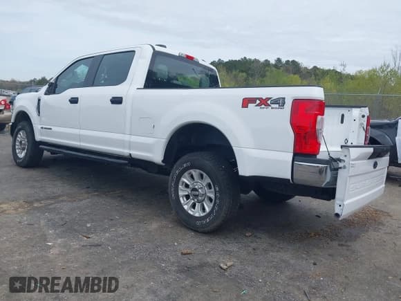 ✅ 2022 Ford F-250 XL • VIN: 1FT7W2BT3NEC98831 • Lot: 41851281. Listed on IAAI with 24,876 mi. Free auction sales archive from the USA and detailed vehicle history report at DreamBid. Image 3.