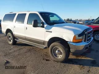 ✅ 2001 Ford Excursion XLT • VIN: 1FMSU41F61EC12313 • Лот: 41349605. Опубликован ранее на IAAI с пробегом 247 352 миль. Бесплатный доступ к архиву аукционных продаж из США и подробный отчёт об истории автомобиля на DreamBid. Изображение 1.