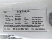 ✅ 2019 Tesla Model 3 Long Range • VIN: 5YJ3E1EB0KF422014 • Lot: 43605200. Wystawiony na IAAI z przebiegiem 125 454 mil. Bezpłatny archiwum sprzedaży aukcyjnych z USA i szczegółowy raport historii pojazdu na DreamBid. Zdjęcie 9.